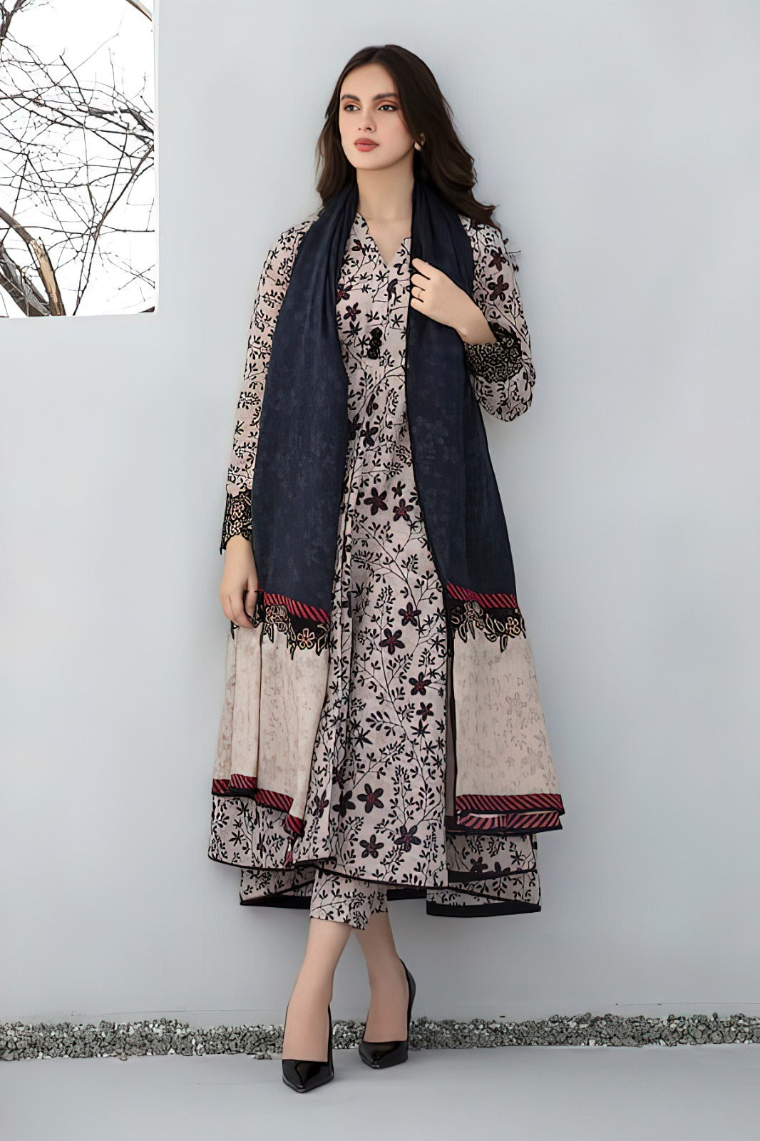 3PC Digital Printed Lawn Unstitched Suit BB006