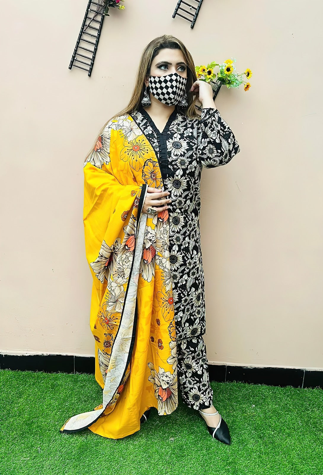 3PC Digital Printed Lawn Unstitched Suit BB024